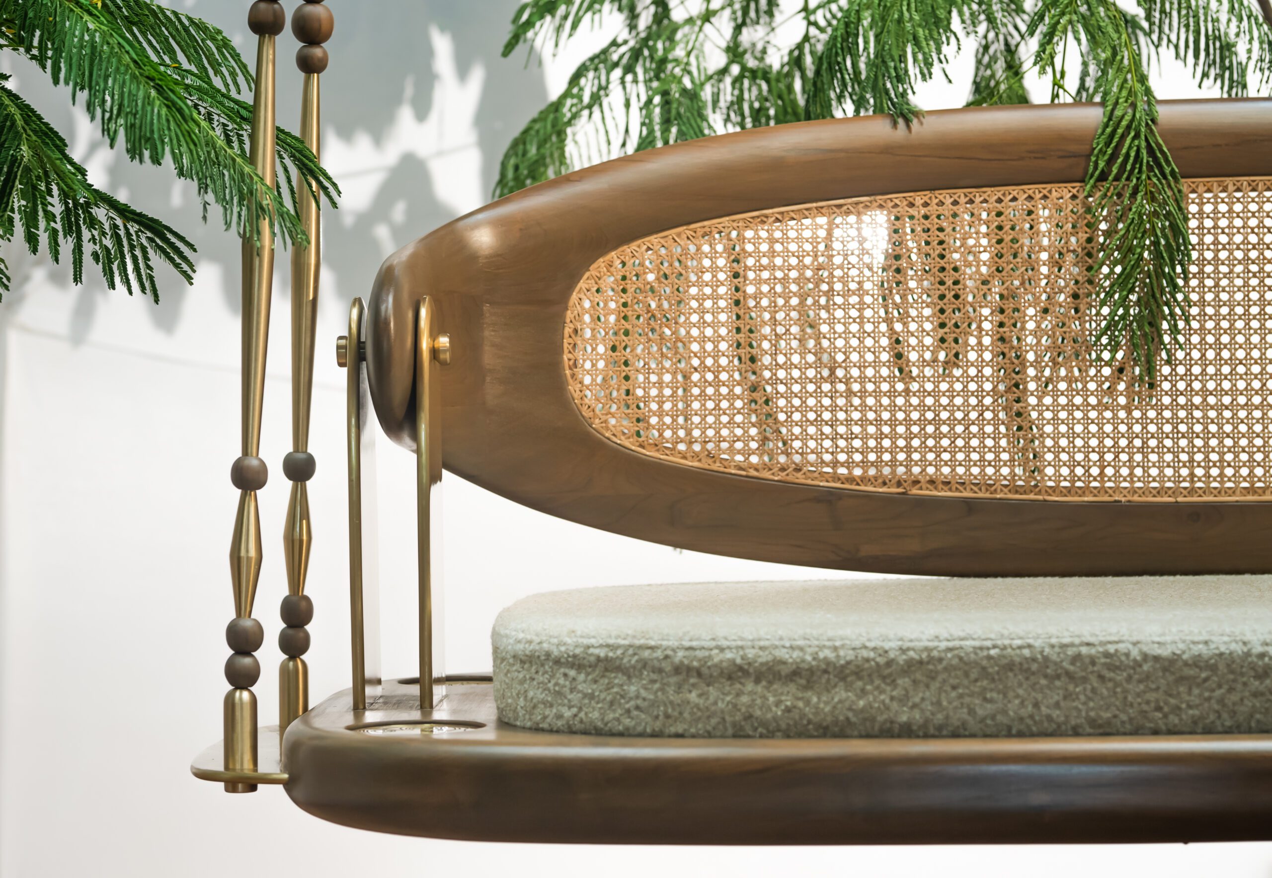 An exclusive sneak peek at Design ni Dukaan’s innovative furniture pieces: The Amoeboid Table and Double-Time Swing 5.0 by Visionary Veeram Shah.