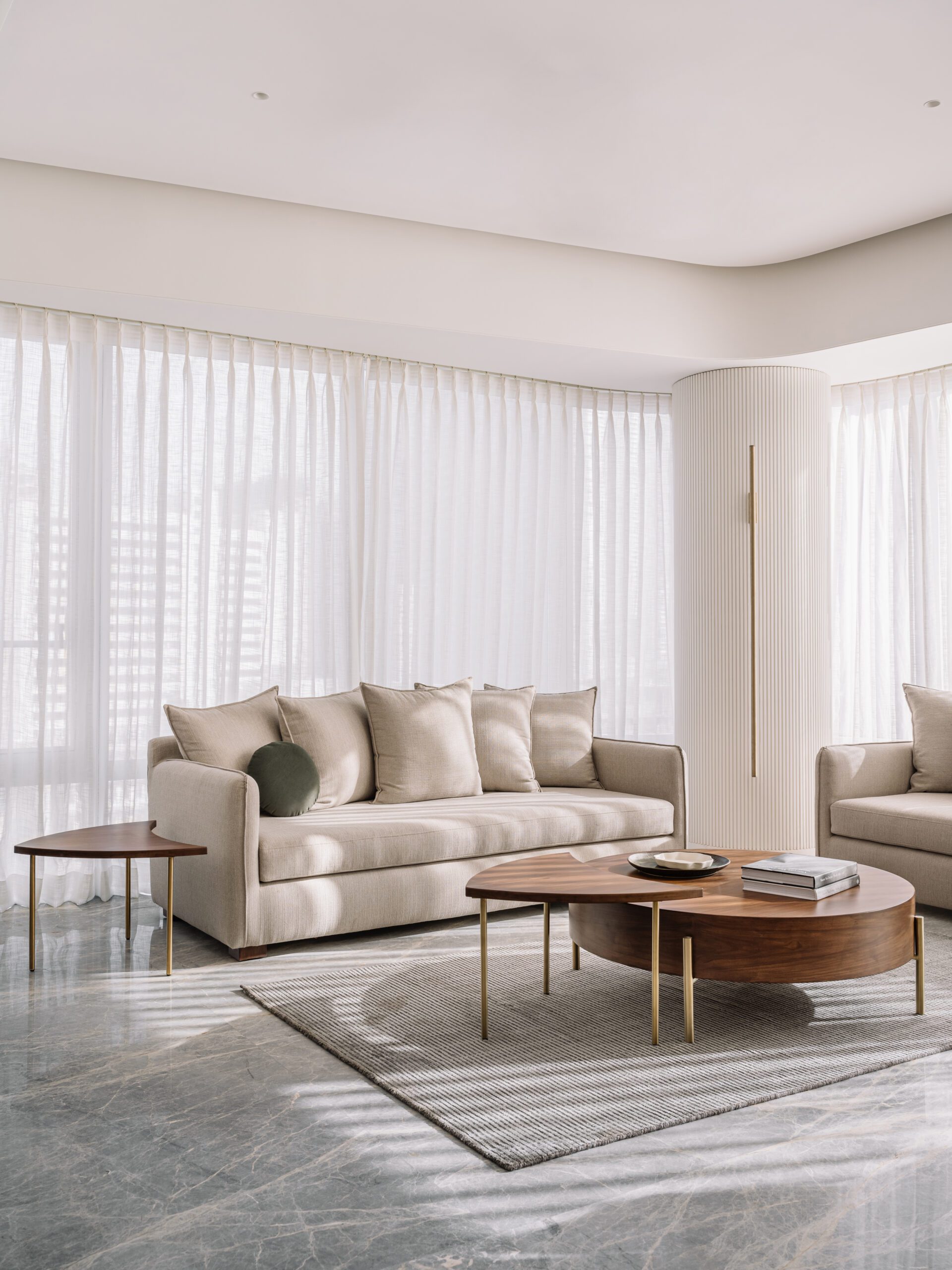 With sweeping views of Mumbai’s skyline, Pied-à-terre by Aashni Kumar is a second home tracing the facets of minimalism, lyrical materiality, and restraint