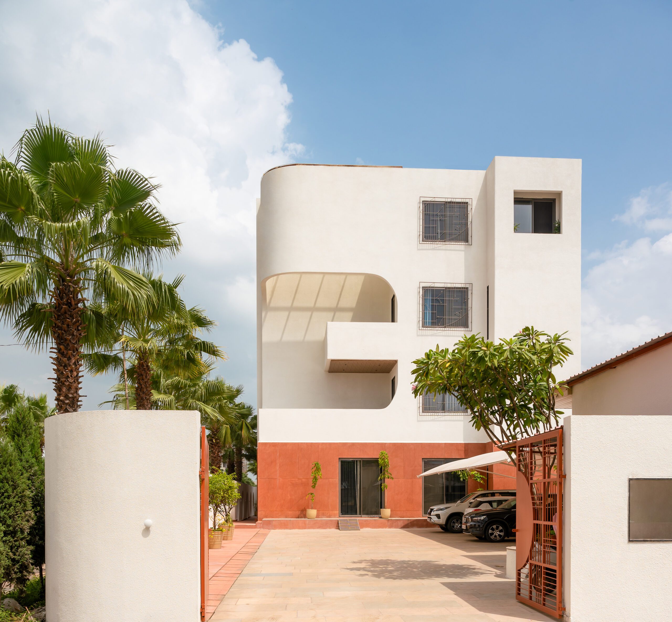 Vardaan by White Tree Architects: A Warm, Minimalist Home Designed to Hold the Evolving Story of Four Generations