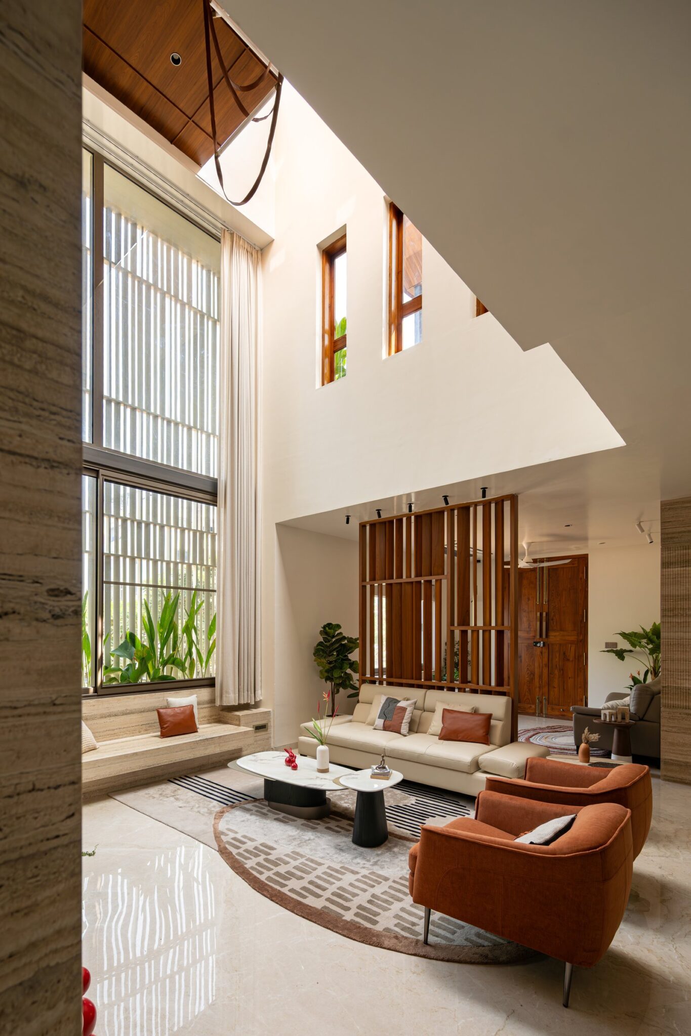 Jupiter House: A Hyderabad Residence Com...