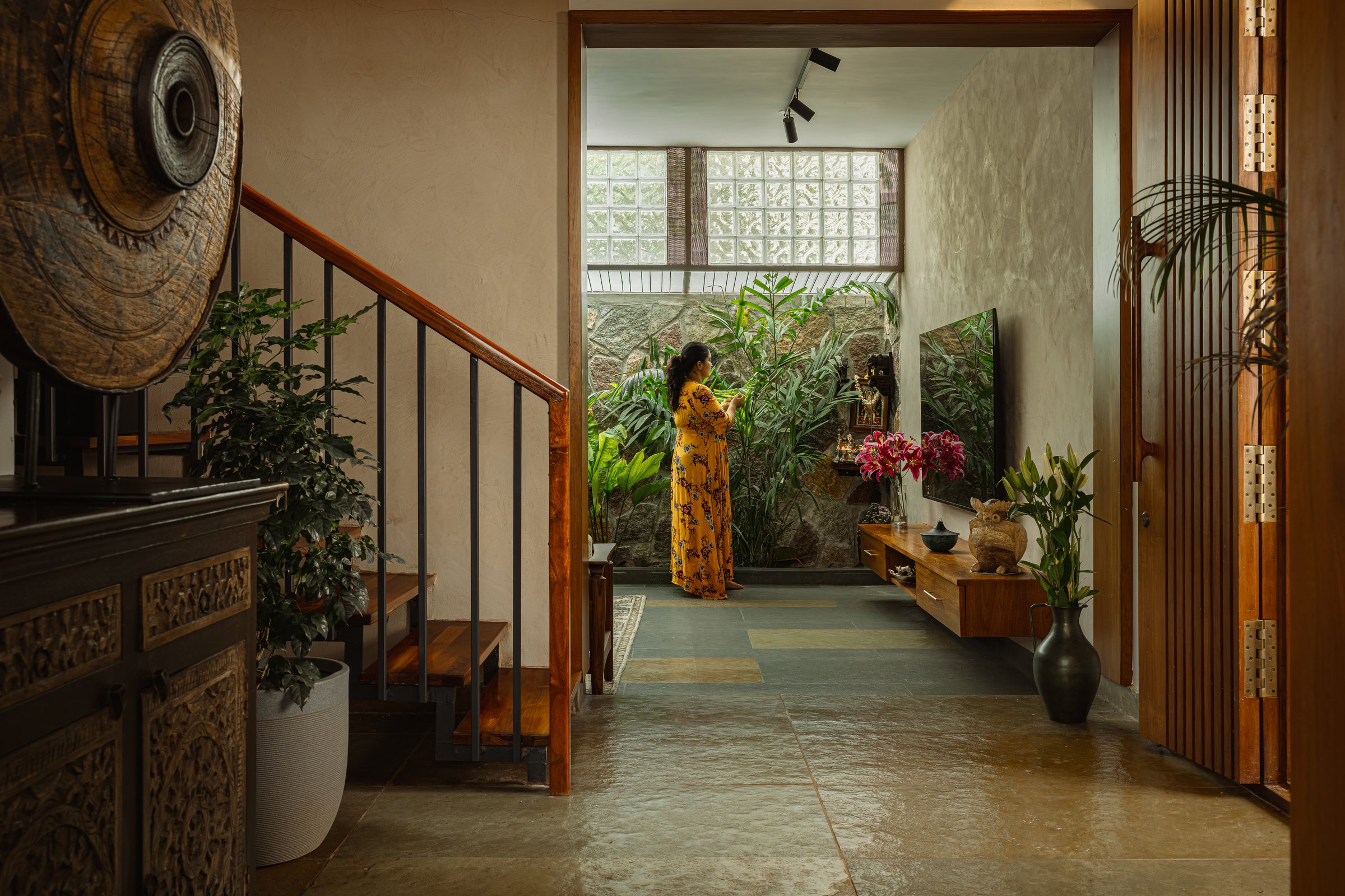 Sharada Nilaya: A Bengaluru Home Where Stone, Light, and Landscape Shape Everyday Living