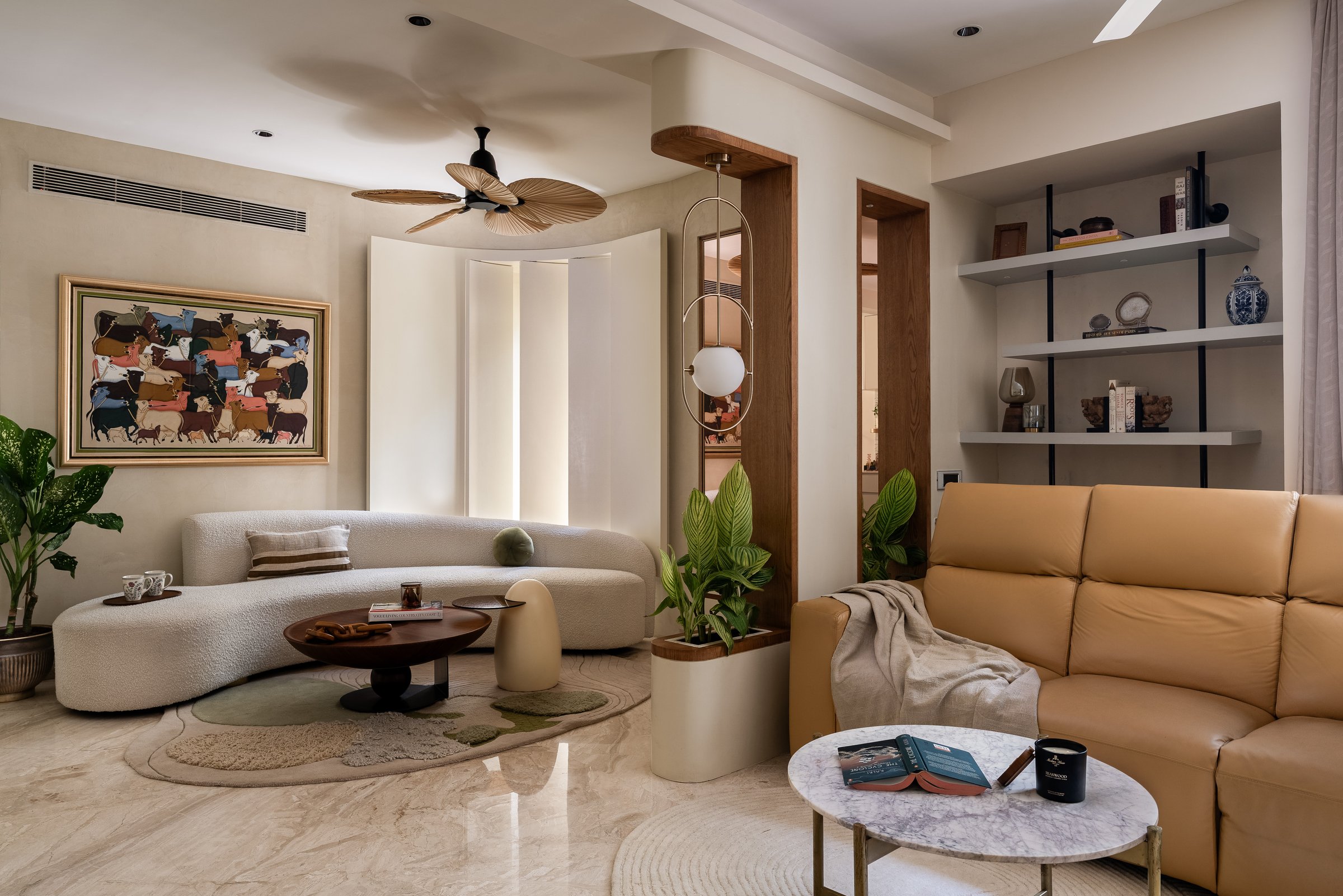 Nocturne: A Poes Garden Apartment Where Restraint Becomes a Way of Living