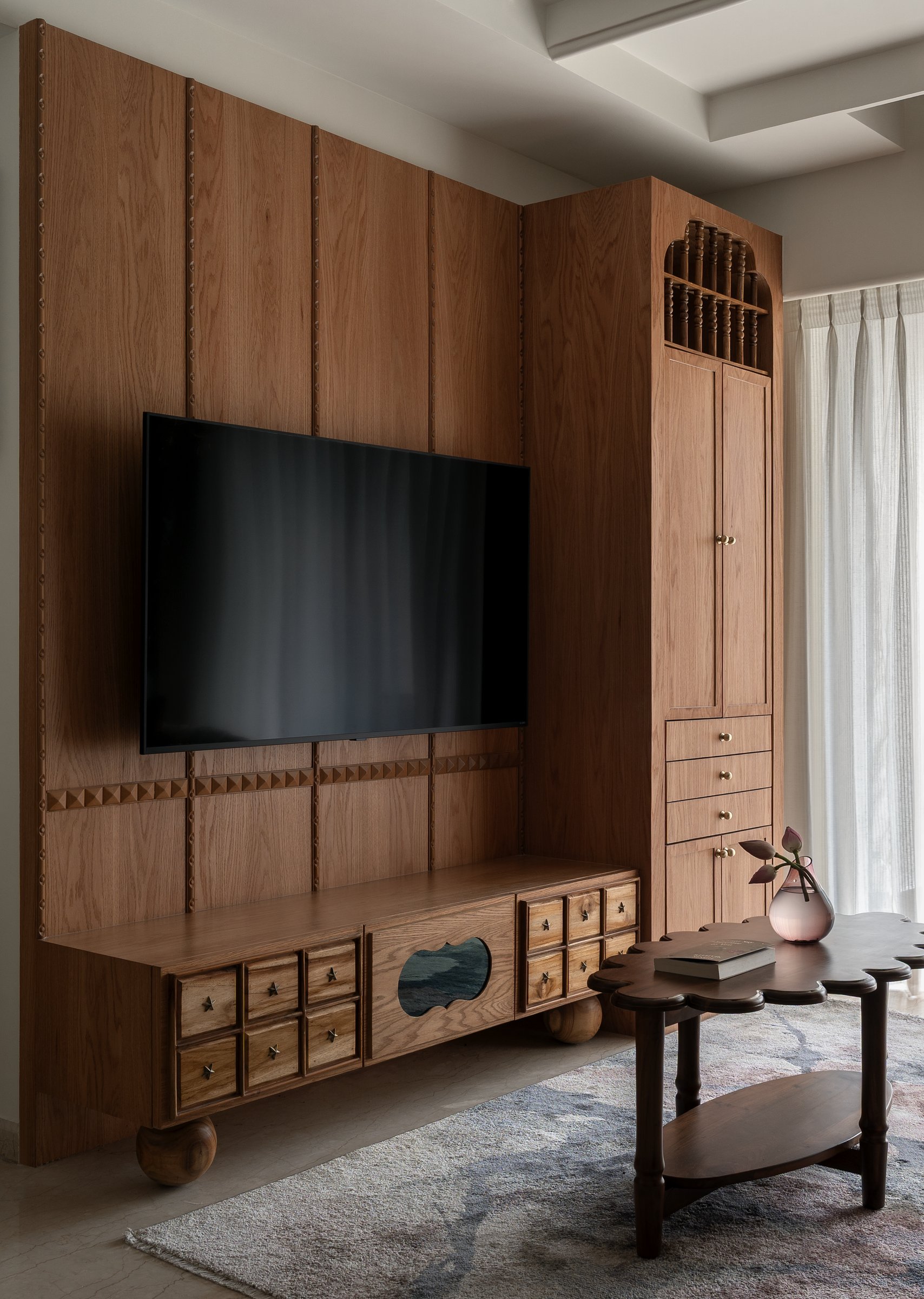 Maison Cherri: A Thane Apartment That Reimagines the Warmth of the 1980s Indian Home